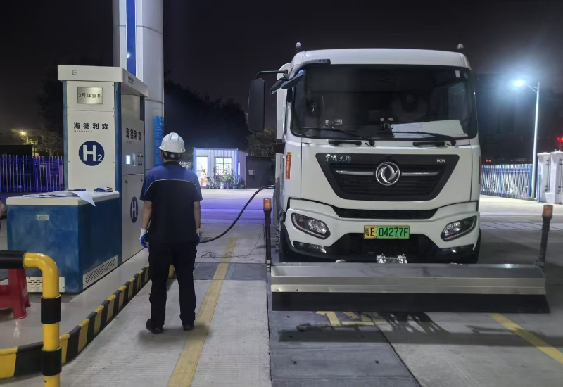 一邊是加氫站“喊餓”　一邊是氫能轎車(chē)“乏人問(wèn)津”