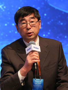 復(fù)旦大學(xué)管理學(xué)院教授、博士生導(dǎo)師劉杰