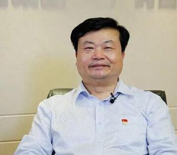 廣藥集團(tuán)董事長(zhǎng)李楚源：讓中藥時(shí)尚化，讓時(shí)尚中藥化